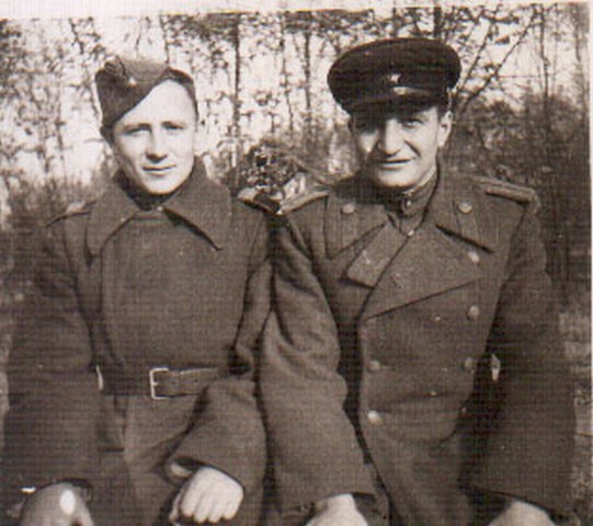 Комсомол-4.11.1945 -Будапешт    22.jpg
