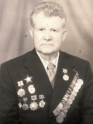 старшина Форостов Петр Степанович.jpg